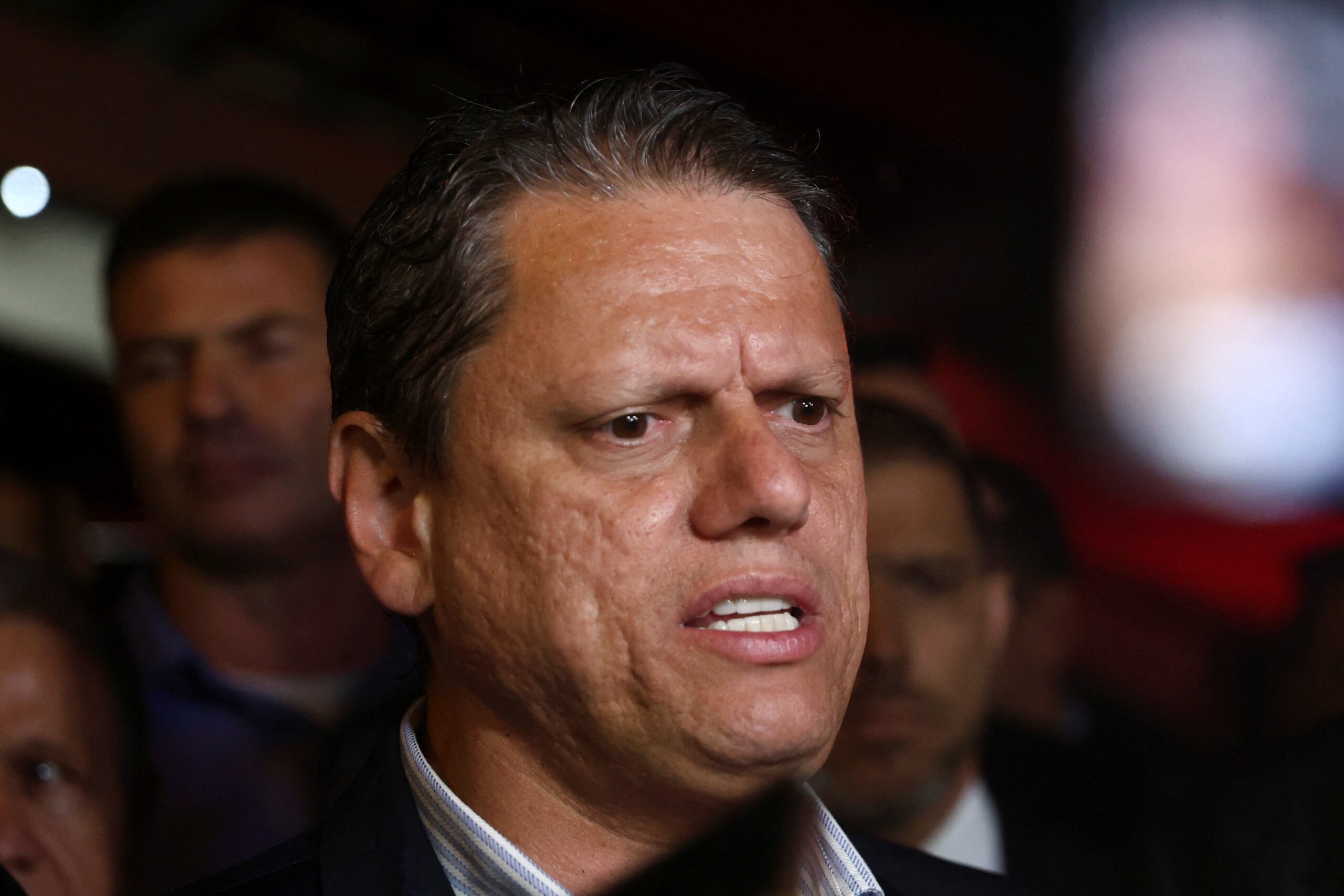 Tarcísio diz que Poderes têm que ceder e cita anistia como solução após reunião